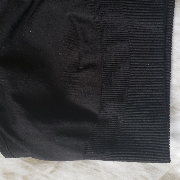 Wacoal Seamless, Wireless Sports Bra, Black, Sz 32 - Picture 5 of 5